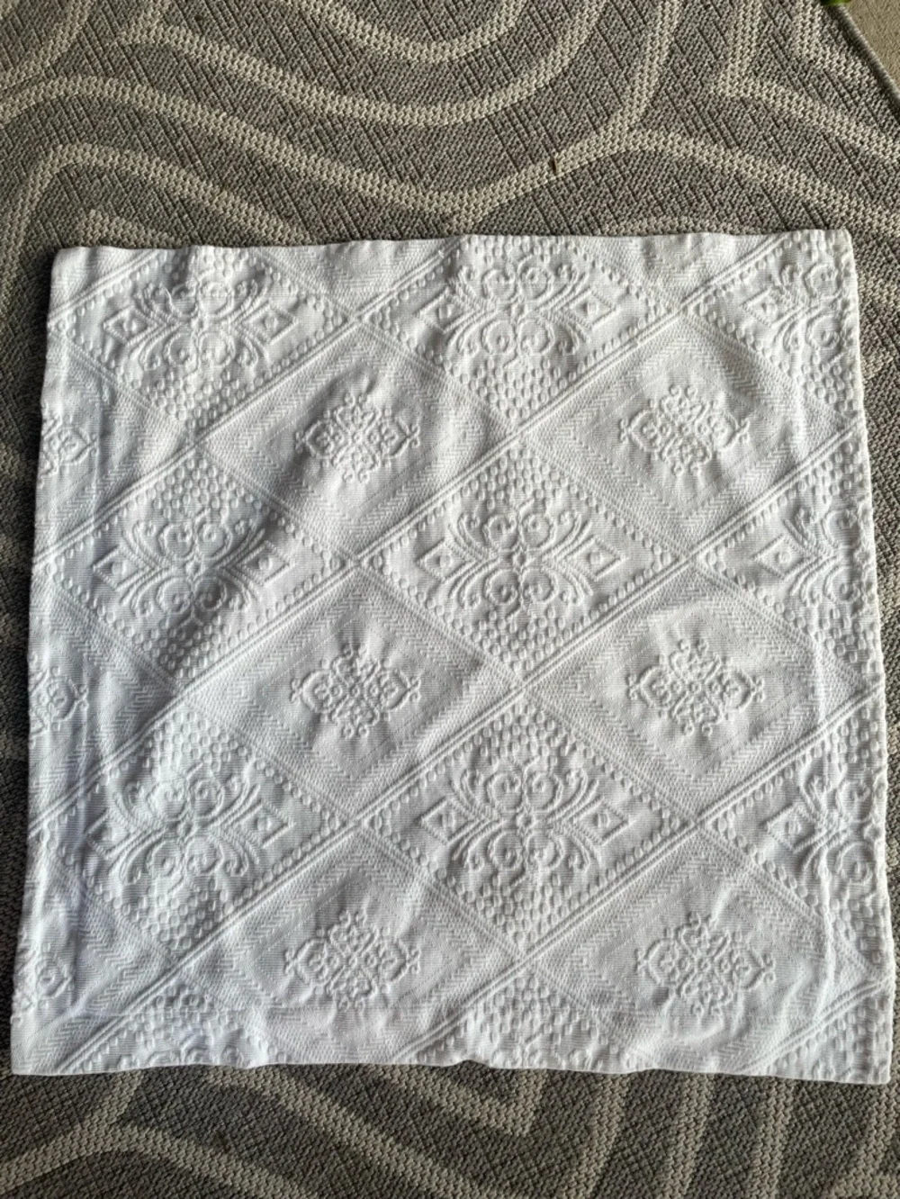 Pottery Barn Euro sham cushion cover off white jacquard XL
